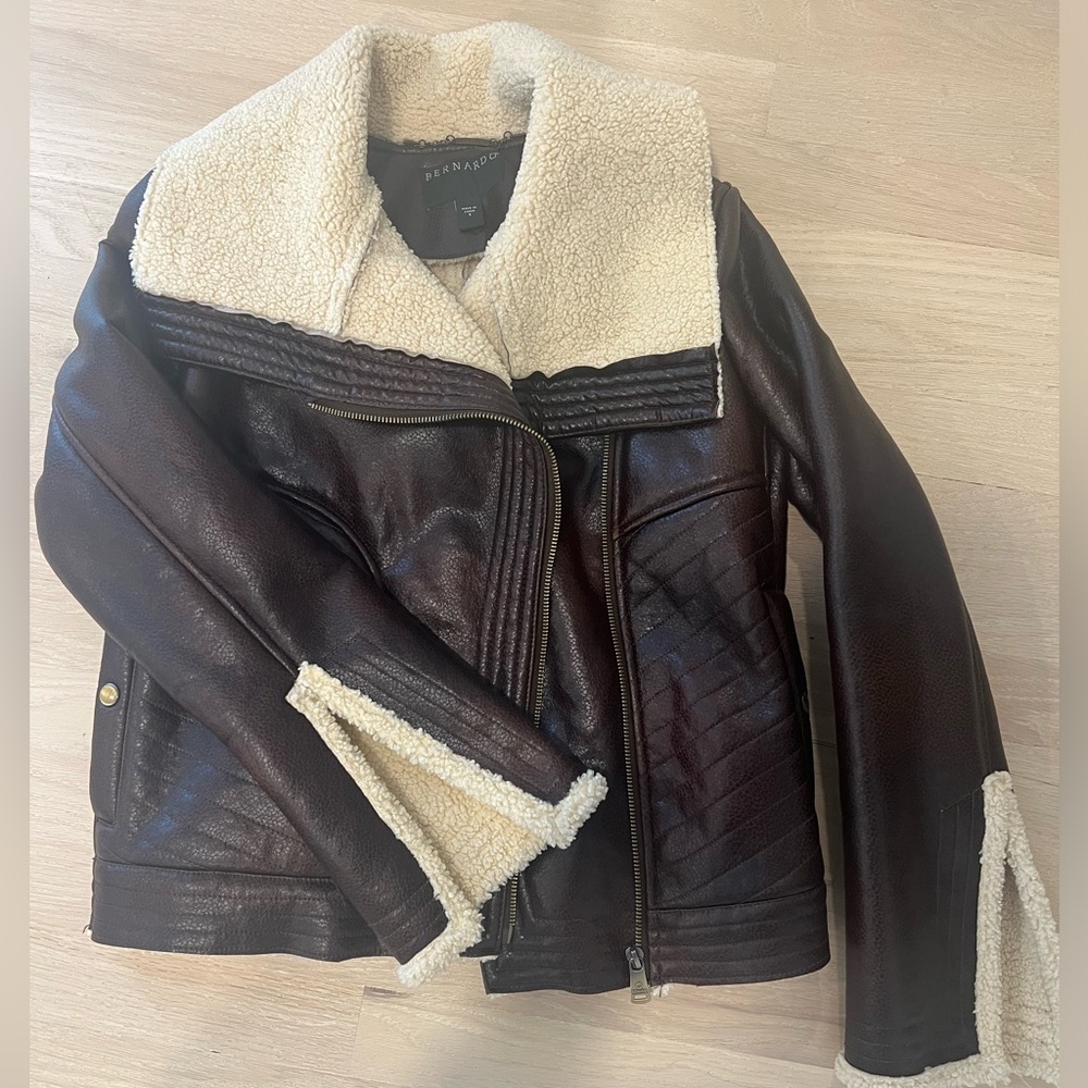 Bernardo faux shearling jacket - never worn! Deep brown with off white lining